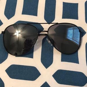 Black aviators